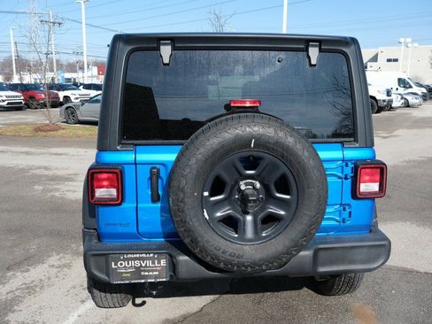 Used 2026 Jeep Wrangler Unlimited Sport AWD/4WD image 8