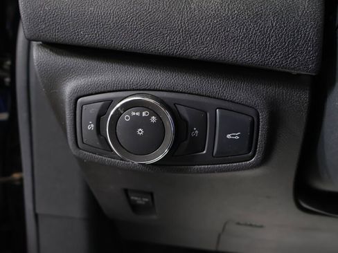 Used 2017 Lincoln MKC Premiere image 33