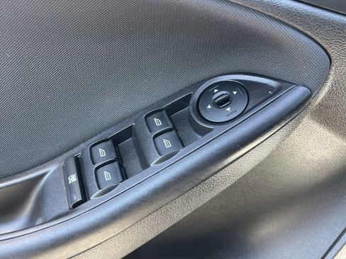 Used 2017 Ford Focus SE image 20