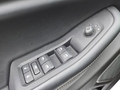 Used 2022 Jeep Grand Cherokee L Limited image 10