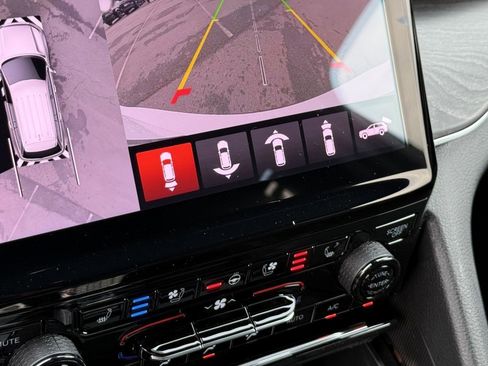 New 2025 Jeep Grand Cherokee L Limited w/ Luxury Tech Group II image 24