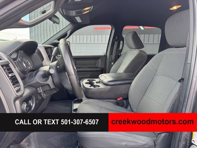 Used 2024 RAM 3500 Tradesman w/ Chrome Appearance Group AWD/4WD image 9