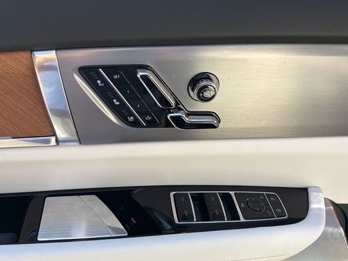 Used 2026 Cadillac Vistiq Sport w/ LPO, Floor Liner Package AWD/4WD image 18