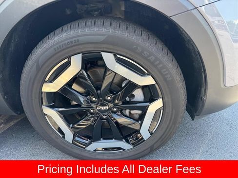 Certified 2023 Kia Telluride S w/ S Sunroof Package FWD image 2