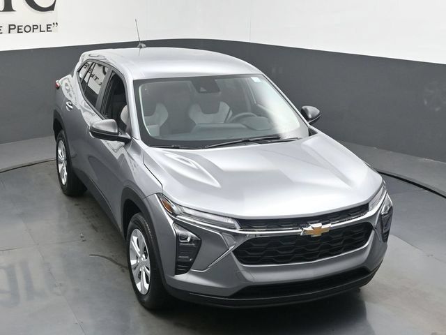 New 2026 Chevrolet Trax LS FWD image 25