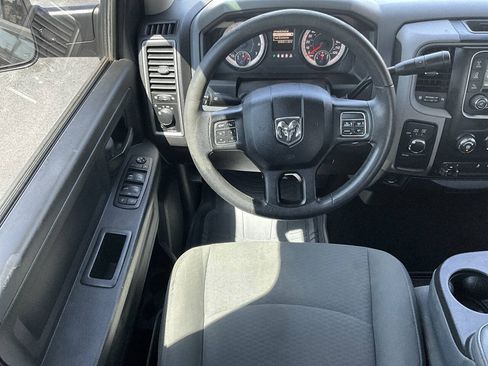 Used 2017 RAM 2500 Tradesman w/ Chrome Appearance Group AWD/4WD image 28