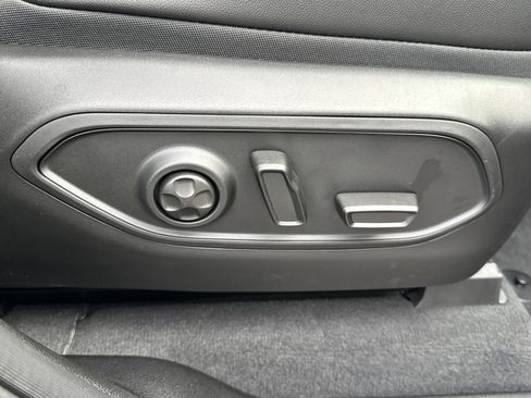 New 2025 Jeep Grand Cherokee L Limited w/ Luxury Tech Group II image 15