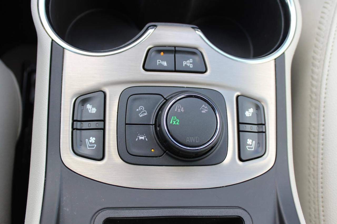 Used 2024 GMC Terrain Denali w/ Denali Premium Package AWD/4WD image 51