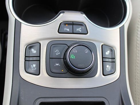 Used 2024 GMC Terrain Denali w/ Denali Premium Package AWD/4WD image 51