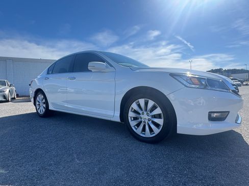 Used 2015 Honda Accord EX-L image 7