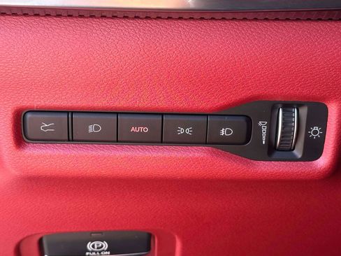 Used 2024 Jeep Wagoneer Launch Edition AWD/4WD image 20