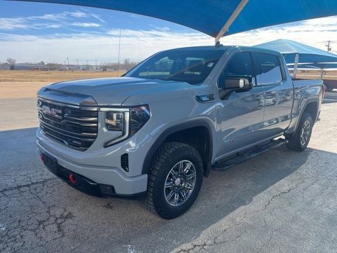 Used 2024 GMC Sierra 1500 AT4 w/ Technology Package image 1