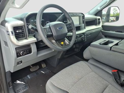 Used 2024 Ford F250 XL w/ STX Appearance Package AWD/4WD image 18