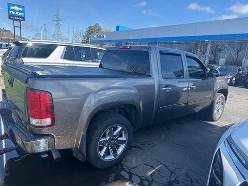 Used 2013 GMC Sierra 1500 SLT image 3
