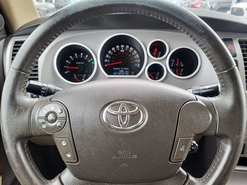 Used 2010 Toyota Tundra Limited AWD/4WD image 7