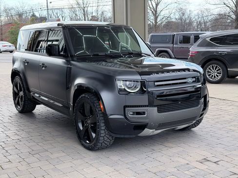 Used 2023 Land Rover Defender 110 V8 image 67