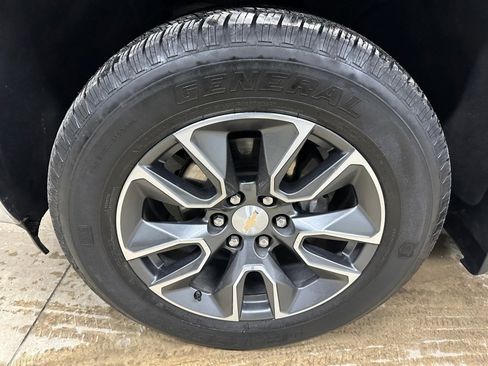 Certified 2022 Chevrolet Silverado 1500 LT image 35