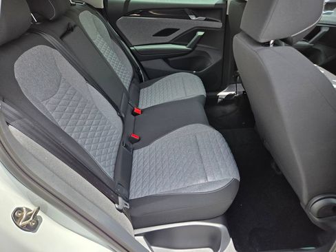 Certified 2025 Volkswagen Tiguan S FWD image 12