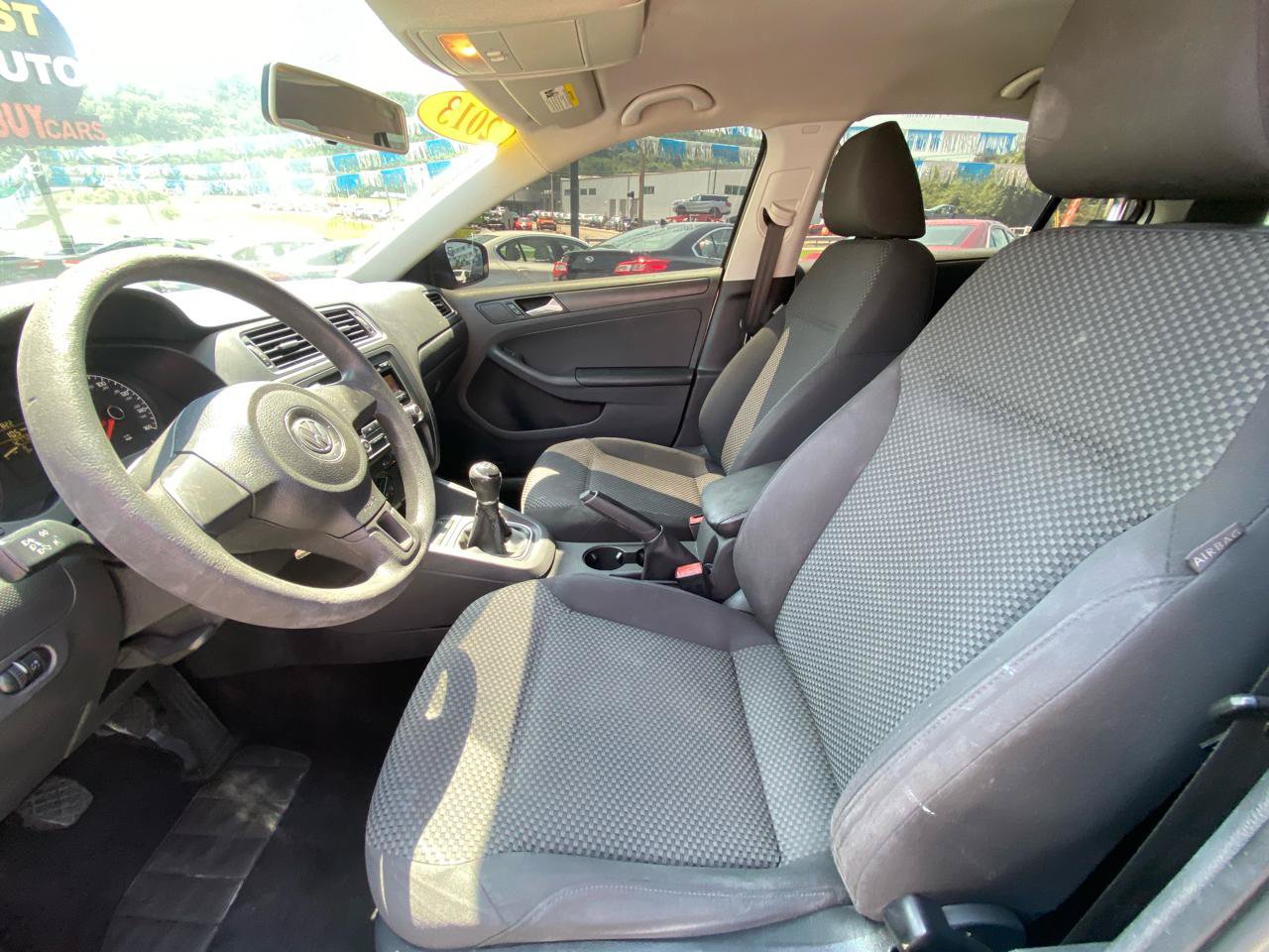 Used 2013 Volkswagen Jetta S FWD image 11