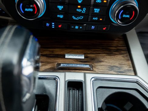Used 2018 Ford F150 Lariat w/ Equipment Group 502A Luxury AWD/4WD image 47