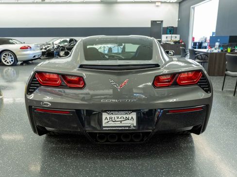 Used 2015 Chevrolet Corvette Stingray Coupe image 6