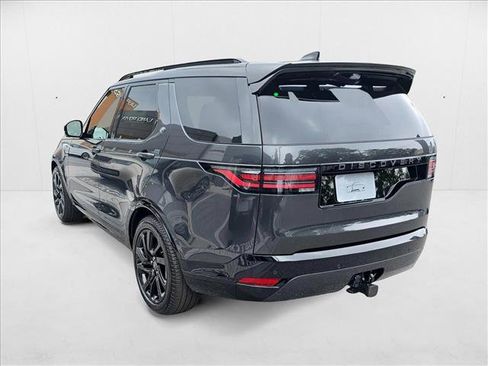 New 2025 Land Rover Discovery Dynamic SE image 7
