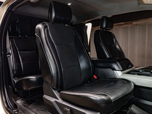 Used 2017 Ford F350 Lariat image 21