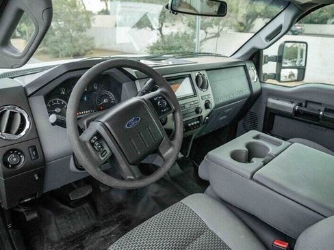 Used 2015 Ford F250 XLT w/ Advanced Security Group image 9