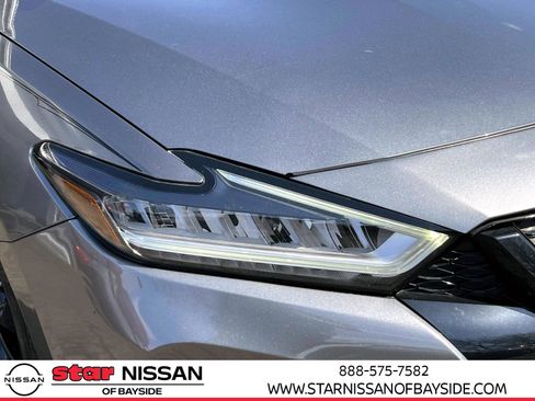 Used 2021 Nissan Maxima SR w/ Sport Mat Group image 8