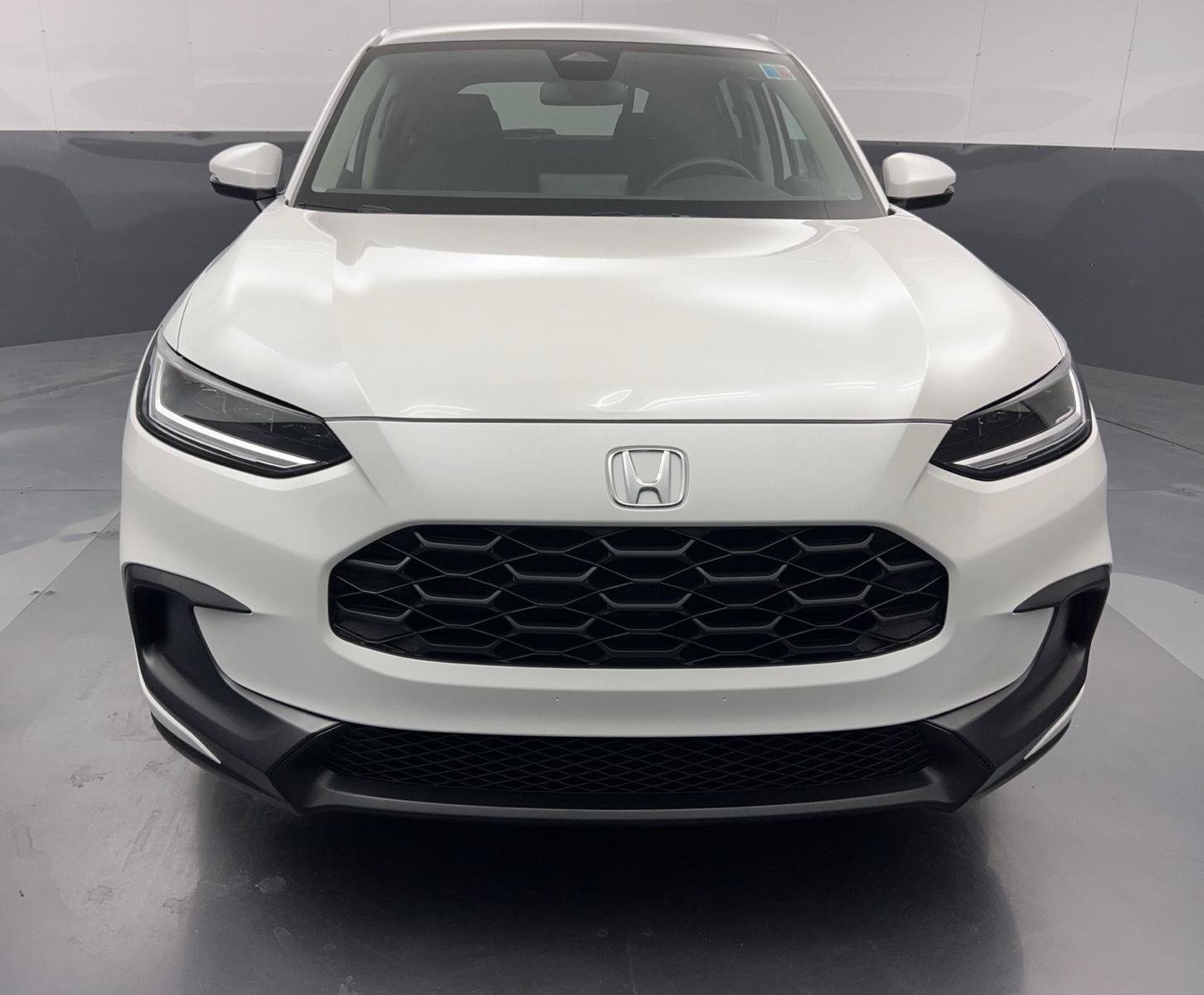 Used 2026 Honda HR-V LX image 2