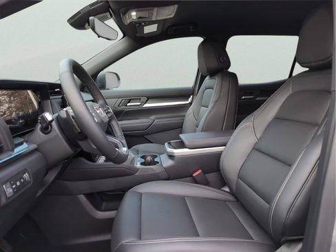 New 2026 GMC Terrain Elevation w/ Elevation Premium Package image 13