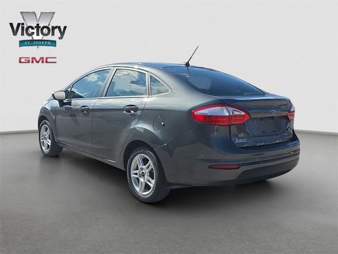 Used 2019 Ford Fiesta SE image 14