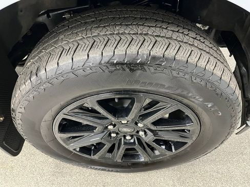 Used 2025 Ford F150 Platinum w/ FX4 Off-Road Package AWD/4WD image 18