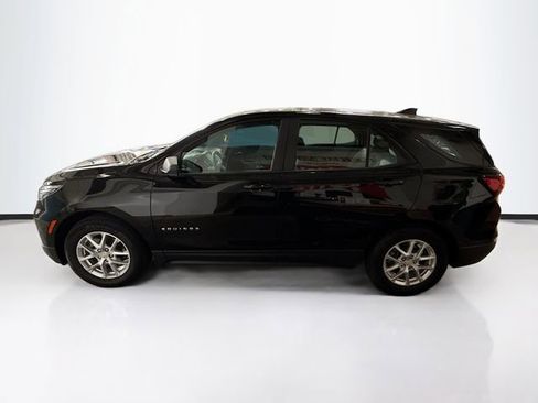 Used 2023 Chevrolet Equinox LS FWD image 9