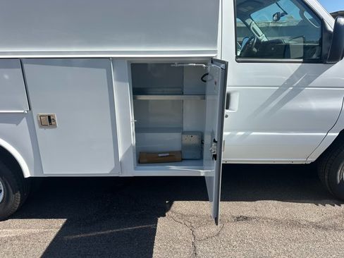 New 2026 Ford E-350 and Econoline 350 Super Duty w/ Power Equipment Group RWD image 8