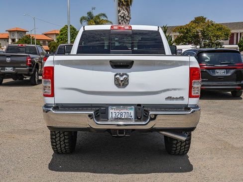 Used 2024 RAM 2500 Tradesman w/ Chrome Appearance Group AWD/4WD image 5