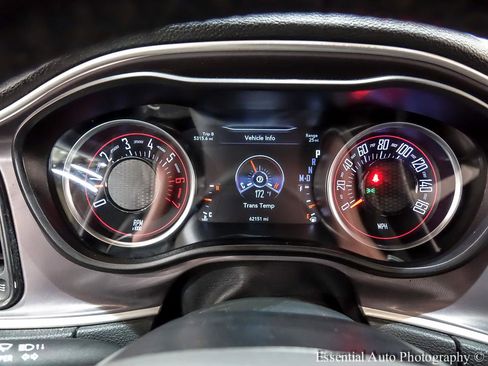 Used 2022 Dodge Challenger R/T image 19