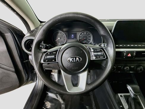 Used 2021 Kia Forte LXS FWD image 13