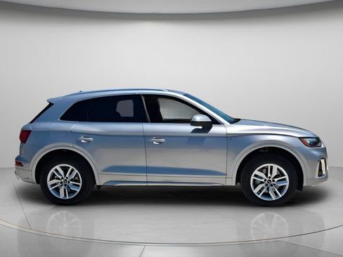 Used 2023 Audi Q5 2.0T Premium w/ Convenience Package AWD/4WD image 5