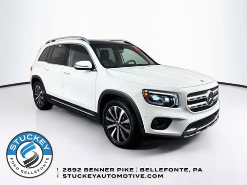 Used 2023 Mercedes-Benz GLB 250 4MATIC image 1