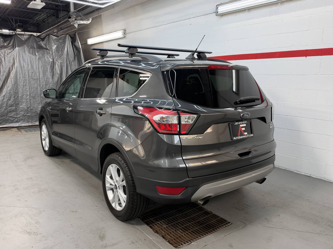 Used 2018 Ford Escape SEL AWD/4WD image 4