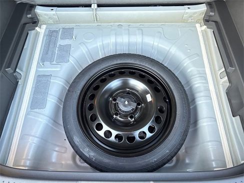 New 2026 Chevrolet Trax LT image 29