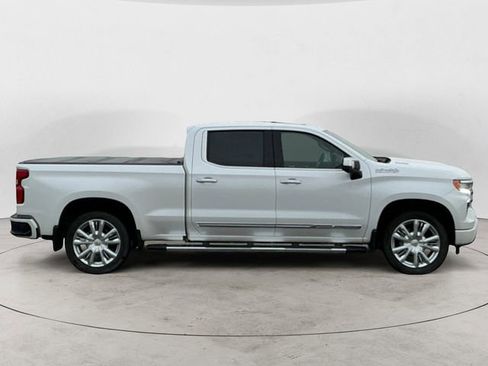 Used 2024 Chevrolet Silverado 1500 High Country w/ High Country Premium Package AWD/4WD image 6