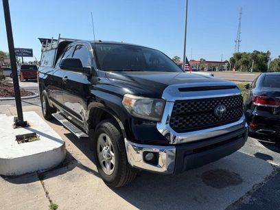 Used 2018 Toyota Tundra SR5 w/ SR5 Upgrade Package