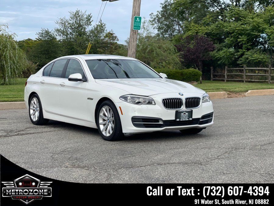 Used 2014 BMW 535i xDrive Sedan AWD/4WD image 13