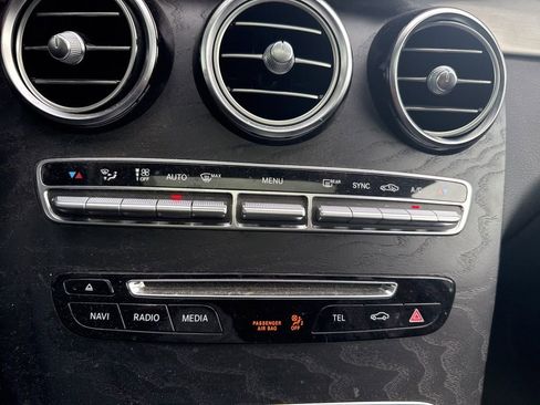 Used 2018 Mercedes-Benz GLC 43 AMG 4MATIC image 26