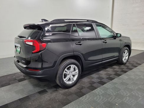 Used 2023 GMC Terrain SLE w/ Driver Convenience Package image 10