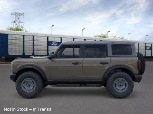 New 2025 Ford Bronco Badlands image 3