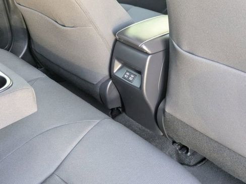 Certified 2025 Toyota Corolla SE image 29