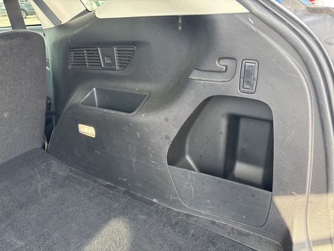 Used 2024 Ford Edge SEL image 11